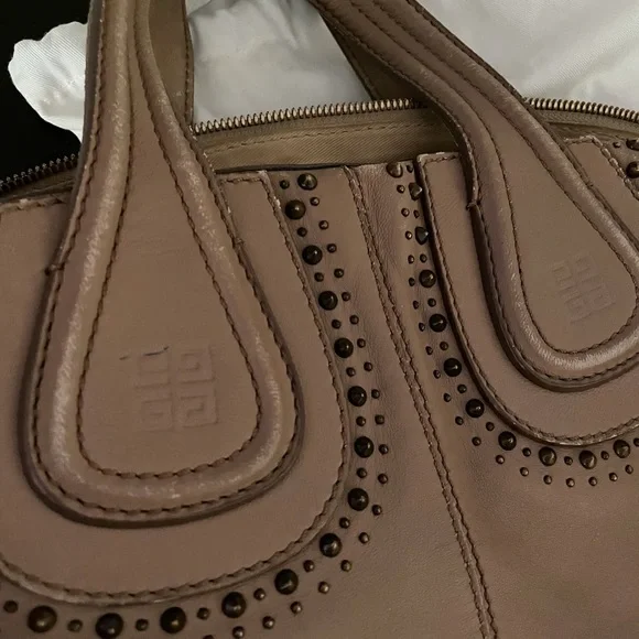 COPY - Givenchy Nightingale - Picture 3 of 9